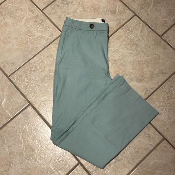 Pants - Picture 3 of 4